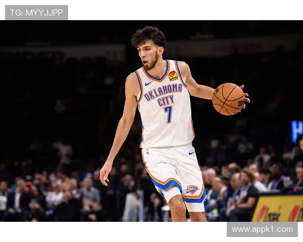 切特·霍姆格伦篮下持球突破效率提升，打造球队新核心内线威胁