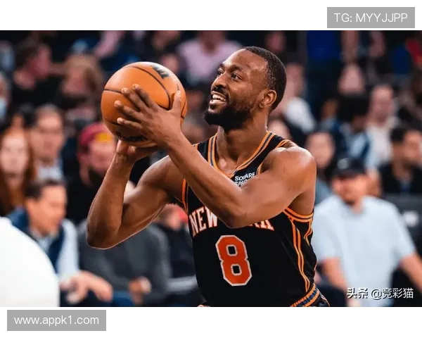 巴郎·戴维斯无球跑动制造错位，改变对手防守布局